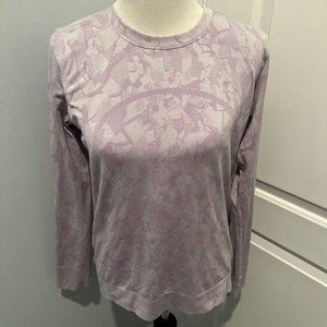 Lululemon Swiftly Relaxed Long Sleeve pink/gray size 8